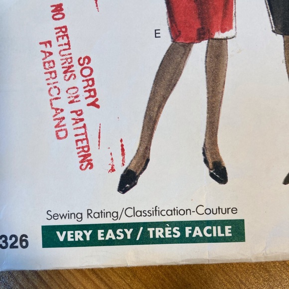 Vogue Sewing Pattern. Basic design new, uncut Size 12-14-16 - Picture 4 of 7